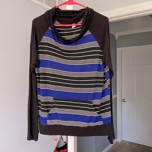 Black & blue stripe top